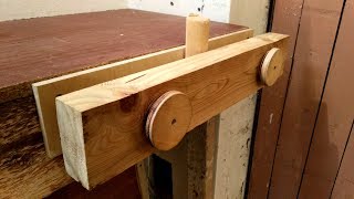 DIY Woodworking Vise – Affordable Twin Screw Vise [upl. by Oramug237]