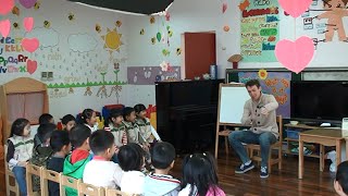 Kindergarten  ESL Lesson  Teaching in China [upl. by Nodnalb310]