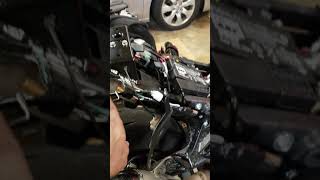 20172018 Suzuki GSXR 1000 Ecu and servo motor location [upl. by Adanama120]