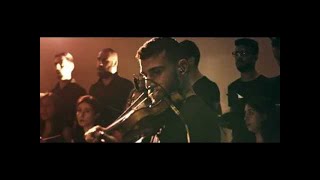 Mashrou Leila  Aoede Live at AUB Assembly Hall  مشروع ليلى  أيودي [upl. by Erbes]