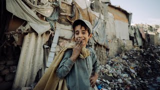 Así se VIVE en las FAVELAS de Karachi  Pakistán [upl. by Llecrup]