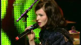 Sophie Ellis Bextor  Groovejet If This Aint Love LIVE [upl. by Marieann]