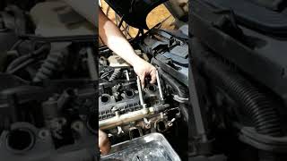 BMW M4757 injectors removal 525d530d 330d 730d Gorilla Garage [upl. by Notwen]