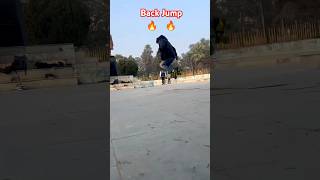 ytshorts 🔥Skating Stant Back High Jump💯 Professional skate  shorts highjump skatingjump [upl. by Giamo]