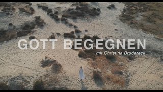 Gott begegnen  in der Stille  Fünf Minuten Gnade und Liebe tanken  Christina Brudereck [upl. by Lewan215]