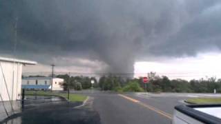 Rainsville Alabama Tornado 3  04272011 [upl. by Tempa]