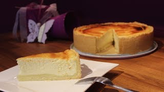 bester Käsekuchen  Sallys Classics  Sallys Welt [upl. by Glarum]