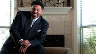 Introduction to Ezra Nehemiah and Esther by Dr Tony Evans [upl. by Mikaela]