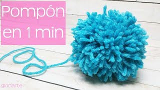 Cómo hacer un pompón en 1 minuto How to make a pompon in 1 minute [upl. by Filmore]