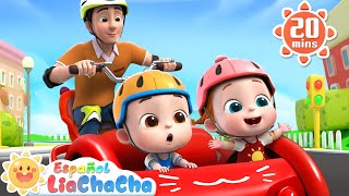 De Paseo con Papi  LiaChaCha en Español  Canciones Infantiles [upl. by Pincince]