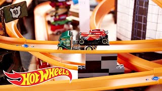 LA HighSpeed Chase  HotWheels [upl. by Kilmarx]