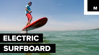 Electric surfboard moves without waves [upl. by Subir]