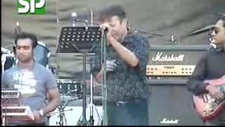 Pakistani Singer Alamgir Sings Bangla Song Amay Bhasaili Re [upl. by Fleda]