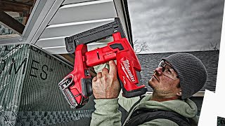 Milwaukee® M18 FUEL™ NARROW CROWN STAPLER [upl. by Togram]