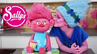 The Trolls Motivtorte  Fondant Cake 3 D  Sallys Welt [upl. by Inilam]