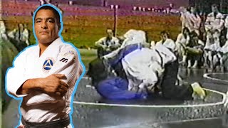 RARE Rickson Gracie Rolling With 50 People For 25 Minutes At A Seminar In Chicago 😱🔺 [upl. by Nahseez]