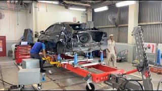 Toyota Yaris collision repair onjob training with Cameleon universal jig system only by Celette [upl. by Allehs]