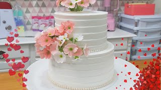 BOLO DE 2 ANDARES DE CASAMENTO TRABALHO COM ESPÃTULA TEXTURIZADORA  PARIS CAKE DESIGNER [upl. by Cinnamon989]