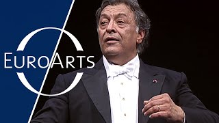 Johann Strauss  Unter Donner und Blitz Polka Vienna Philharmonic Orchestra Zubin Mehta [upl. by Yecies]